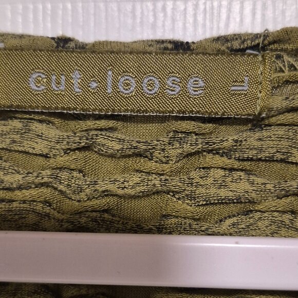 CUT LOOSE TUNIC -SIze Large.   New Conditon - Picture 4 of 6